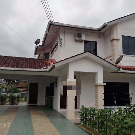 Golden Swan Sibu Homestay Екстер'єр фото